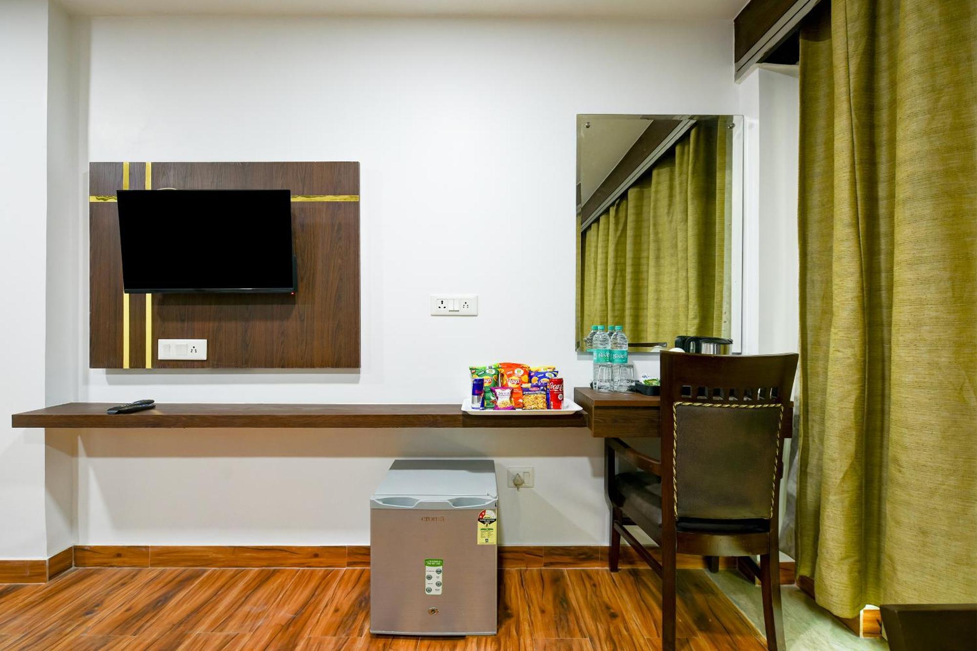 Staybook South Delhi Nova Deli Exterior foto